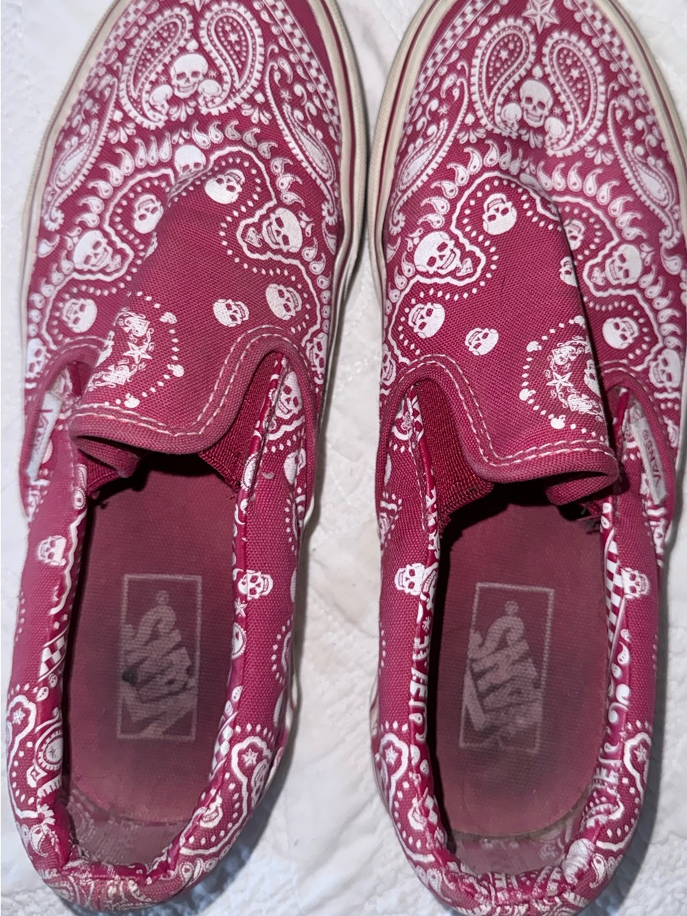 Vans Slip-On Sneakers in Magenta Bandana Skull Print